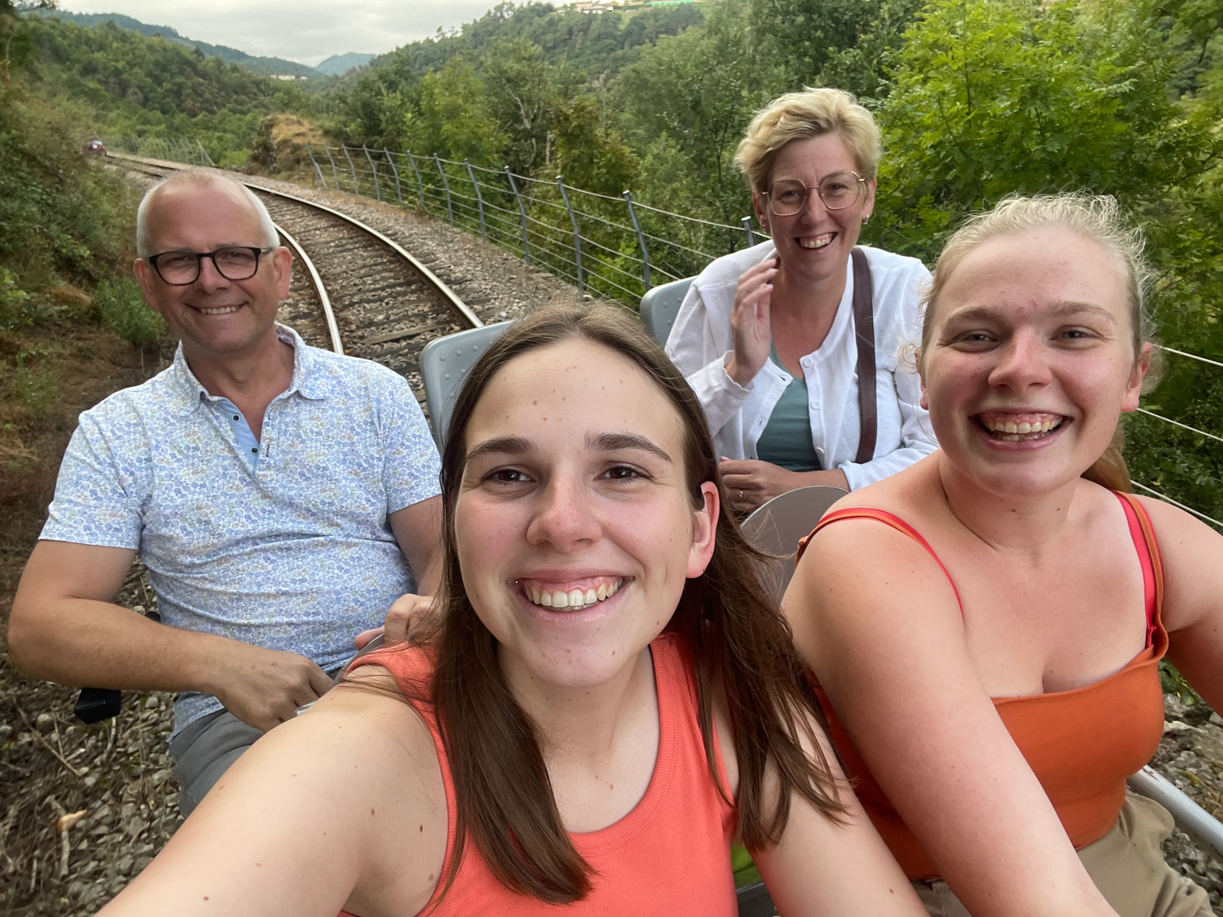 familie op een fiets